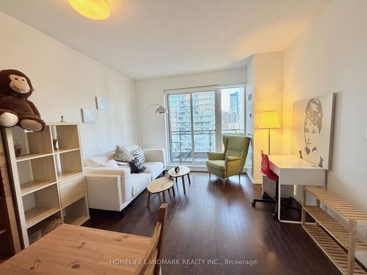 Property Photo: 35 Hayden Street 1405 ON M4Y 3C3