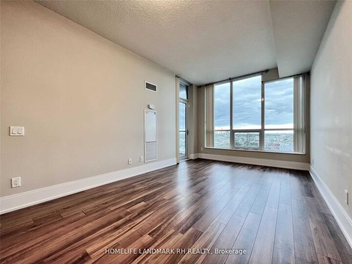 Property Photo:  15 Viking Lane 901  ON M9B 0A4 