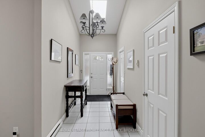 Property Photo: 27 Riverside Drive ON K7L 4V1