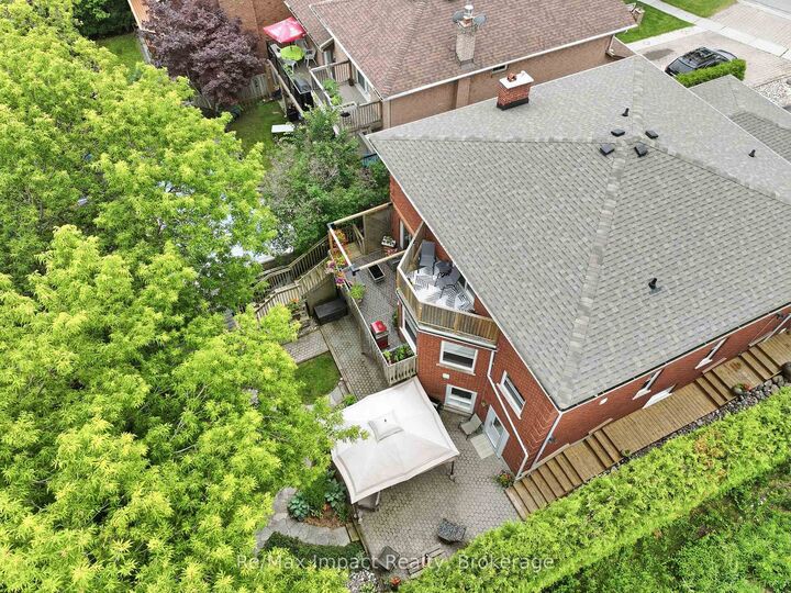 Property Photo:  293 Blue Heron Drive  ON L1G 6X7 