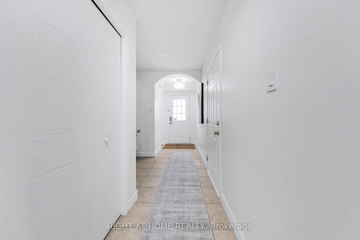 Property Photo:  77 Milson Crescent  ON N1C 1G7 