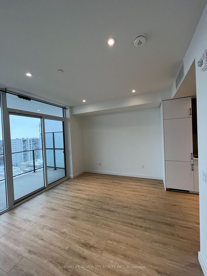 Property Photo: 741 King Street 609 ON N2G 1E5