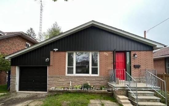 Property Photo: 293 Ellerslie Avenue ON M2R 1B6