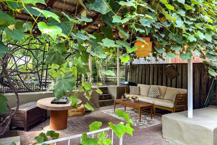 Property Photo:  482 McRoberts Avenue  ON M6E 4R4 