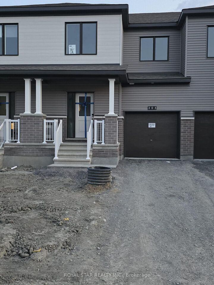 Property Photo: 205 Catnip Crescent ON K2K 1X7