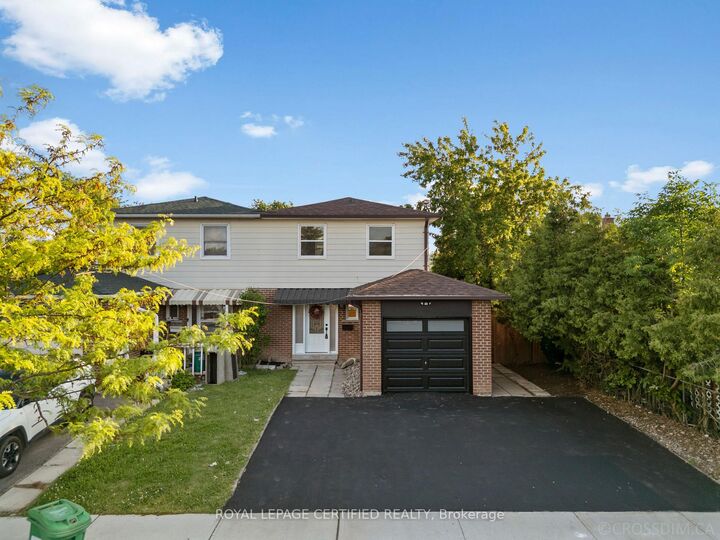Property Photo:  49 Skegby Road  ON L6V 2T8 