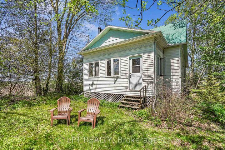 Property Photo: 3515 Greenlane Road ON K6A 2R2