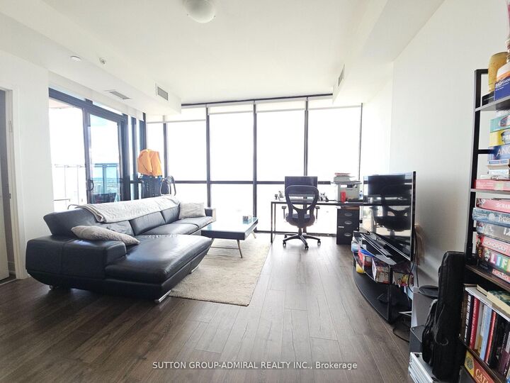 Property Photo: 2908 Highway 7 Road 1307 ON L4K 0K5