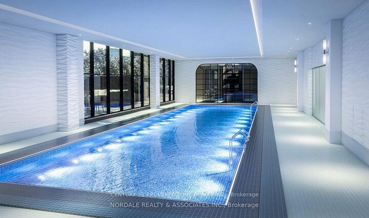 Property Photo:  2450 Bloor Street W 601  ON M6S 1R2 