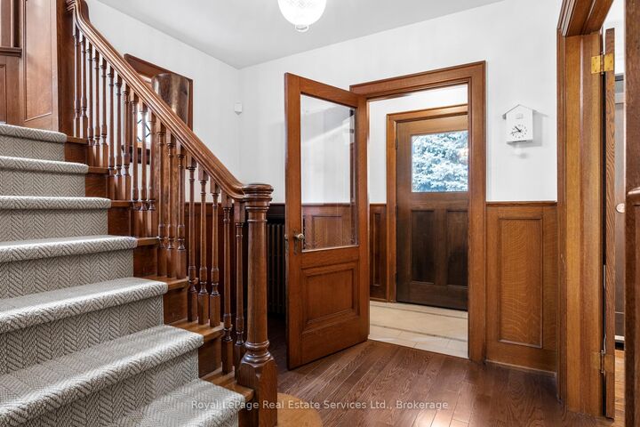 Property Photo:  28 Thompson Avenue  ON M8Z 3T3 