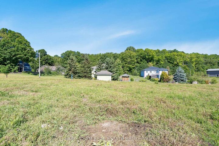 Property Photo:  595 Taylor Drive  ON L4R 5L9 