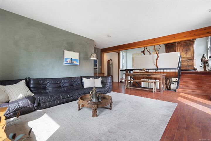 Property Photo:  142 Park Dr  BC V8K 2R7 