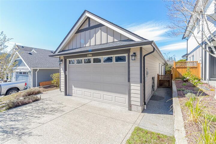 Property Photo:  1186 Sikorsky Rd  BC V9B 0M7 