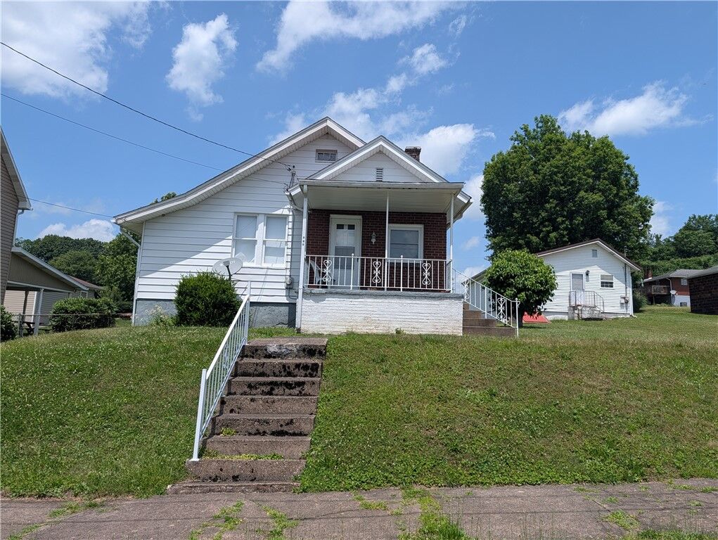 Property Photo:  213 McGill  Ave  PA 15428 