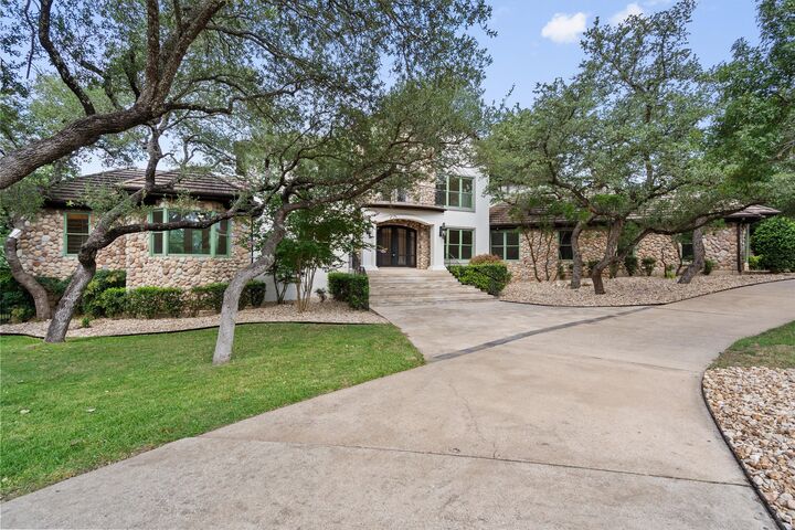 Property Photo: 106 Sendera Bonita TX 78734