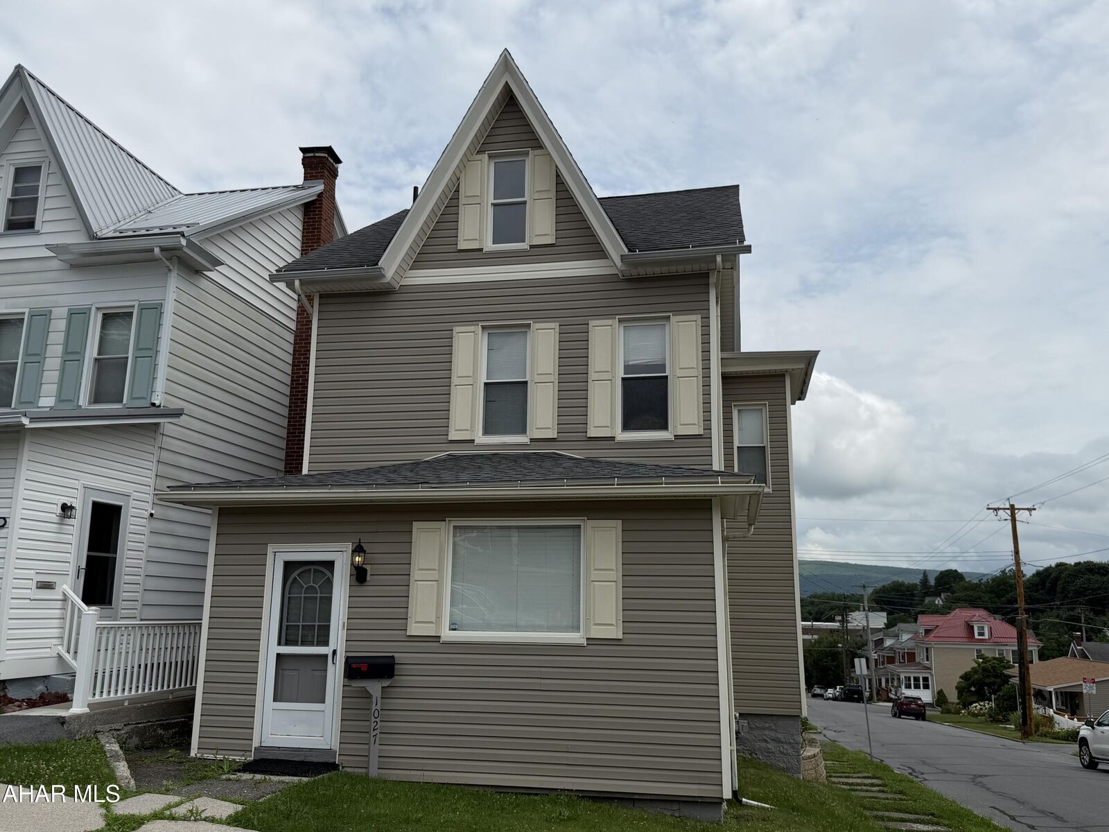 Property Photo: 1027 23rd Avenue PA 16601