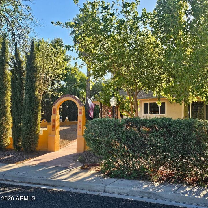 Property Photo: 294 S Jefferson Street AZ 85390