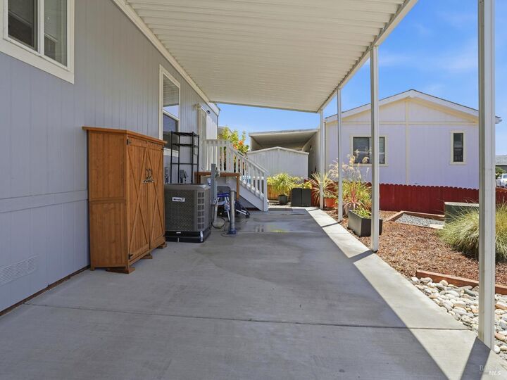 Property Photo: 858 Mary Street CA 95403