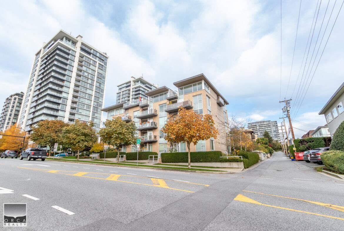 Property Photo:  1288 Chesterfield Avenue Ph3  BC V7M 0B1 