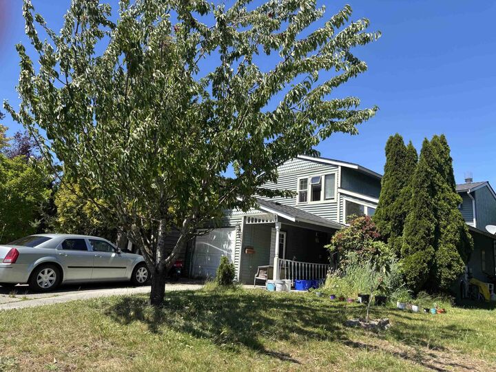 2263 Willoughby Way — photo 1