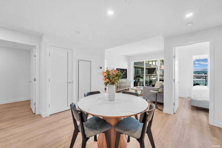 Property Photo: 7977 Lansdowne Road 601 BC V6X 0X5