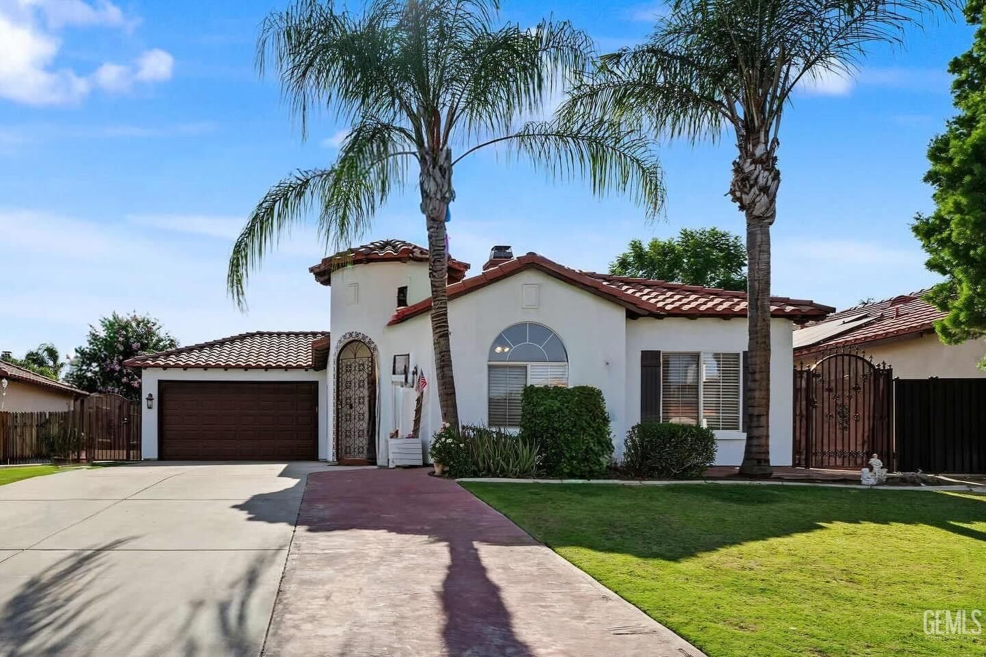 Property Photo: 231 Solecita Way CA 93314