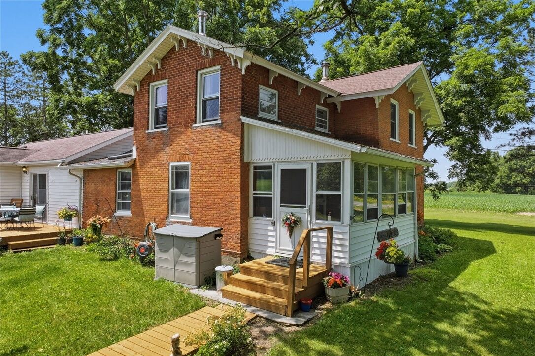 Property Photo: 2522 County Road 139 NY 14521