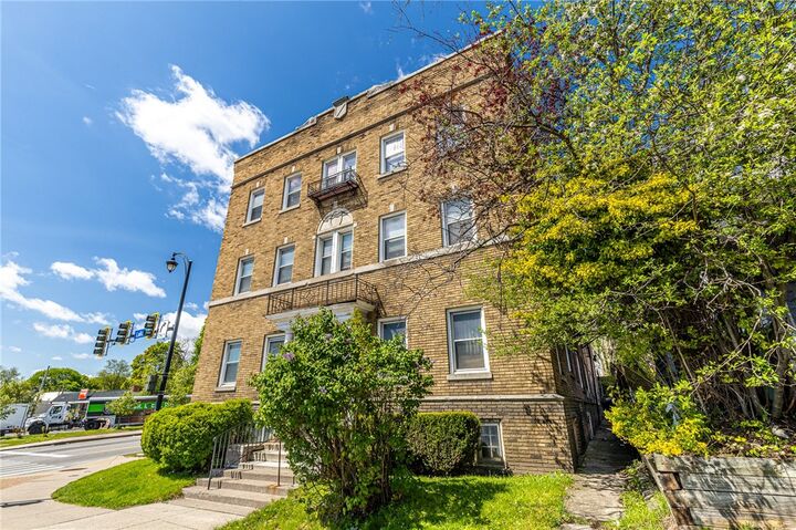 Property Photo: 865 Lake Avenue NY 14613