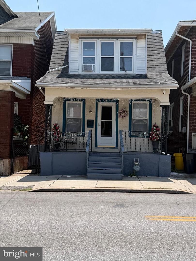 Property Photo:  310 E College Avenue  PA 17403 