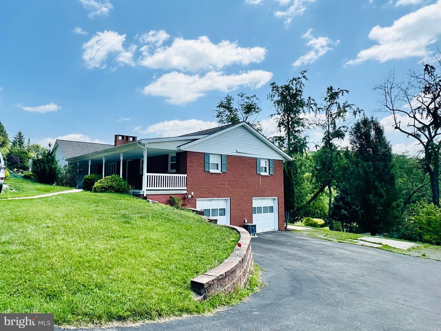 Property Photo: 922 Dolly Terrace MD 21502