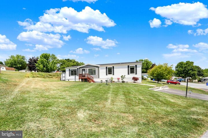 Property Photo: 4635 Hikey Street PA 17315