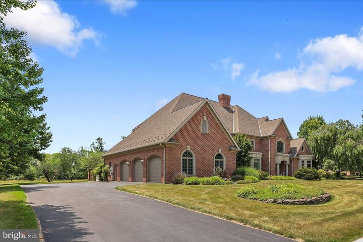 Property Photo:  121 Madara Drive  PA 17331 