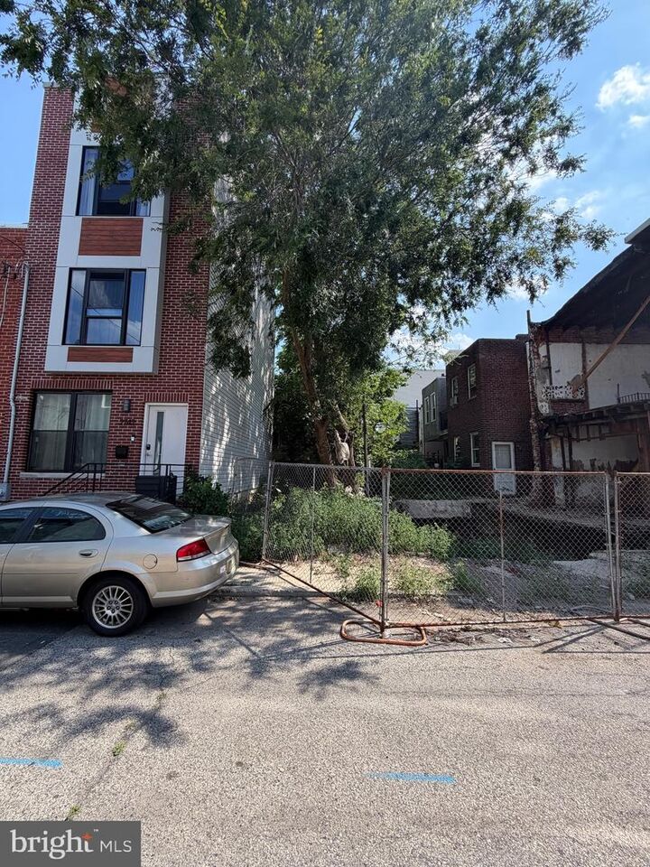 Property Photo:  2744 Latona Street  PA 19146 