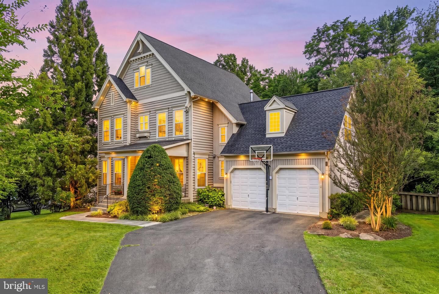Property Photo:  22409 Brook Point Way  MD 20871 