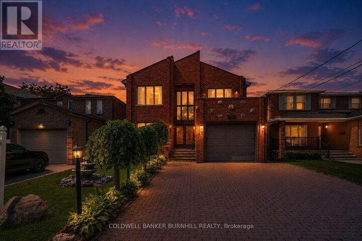 Property Photo:  706 Glencairn Avenue  ON M6B 1Z7 
