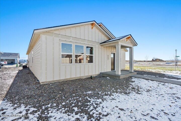 Property Photo:  5396 E Antares Ln  ID 83854 