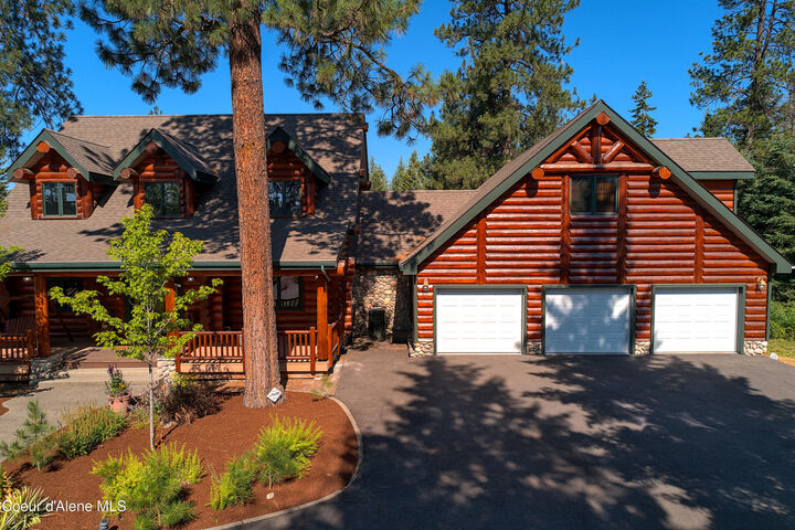 Property Photo:  19257 N Ella Rd  ID 83858 