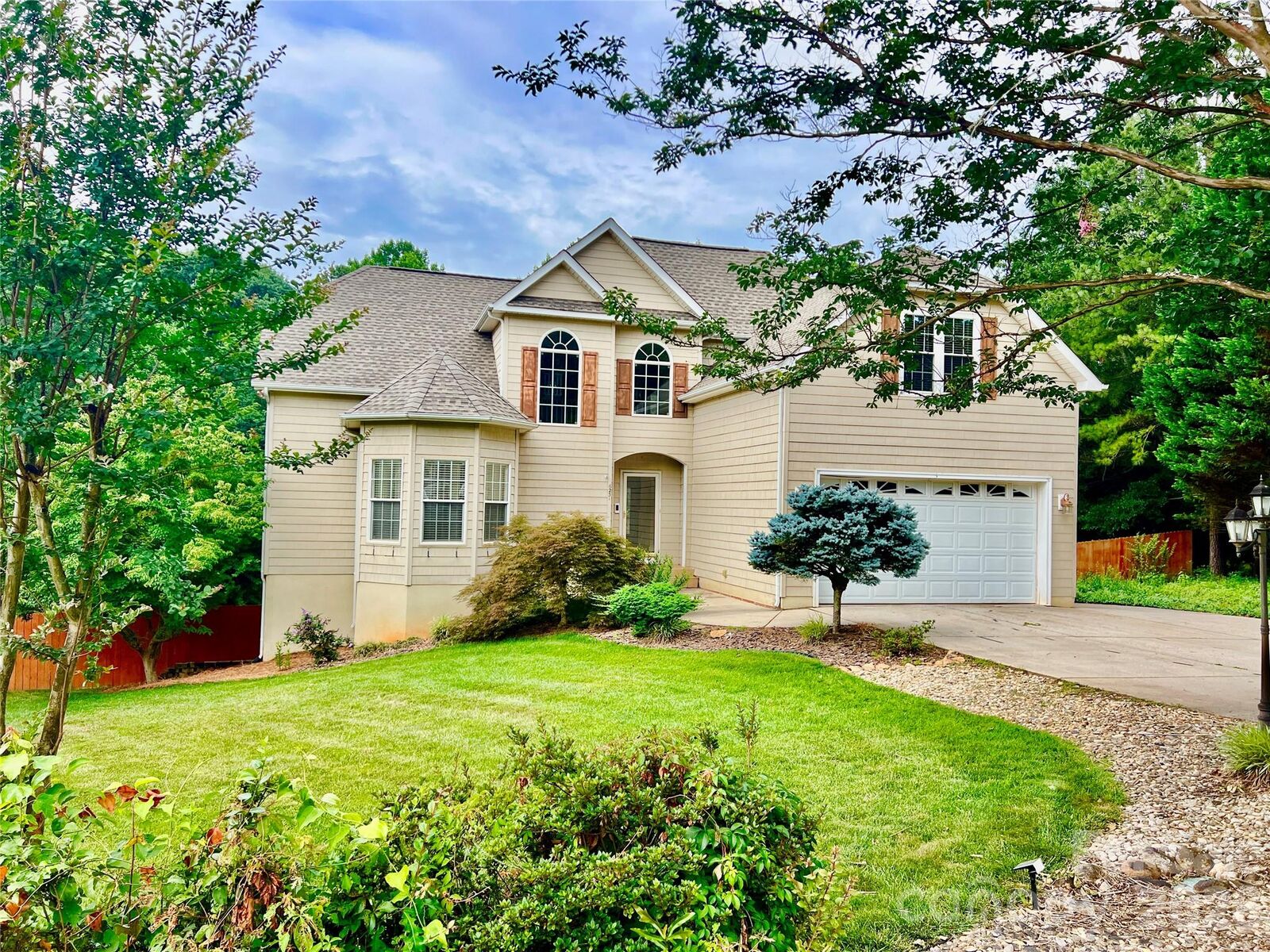 Property Photo:  6231 Neptune Drive  NC 28037 