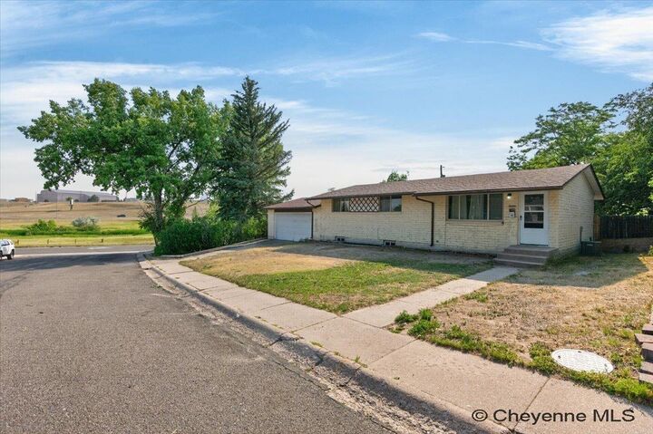 Property Photo:  4902 Nimmo Dr  WY 82009 