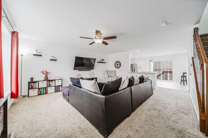 Property Photo:  6186 Needletail Road  OH 43230 