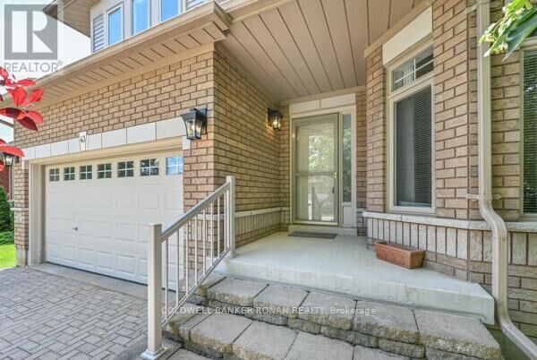 Property Photo:  43 Briar Gate 30  ON L9R 2A8 