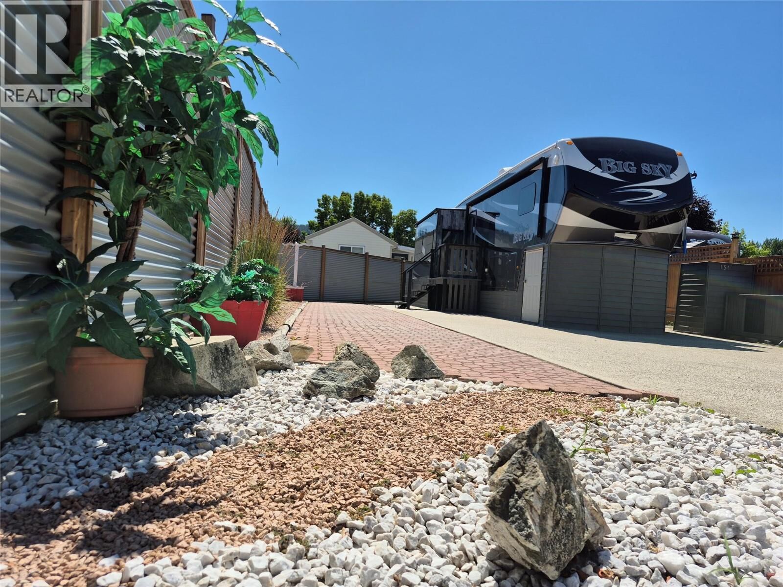 Property Photo:  415 Commonwealth Road 151  BC V4V 1P4 