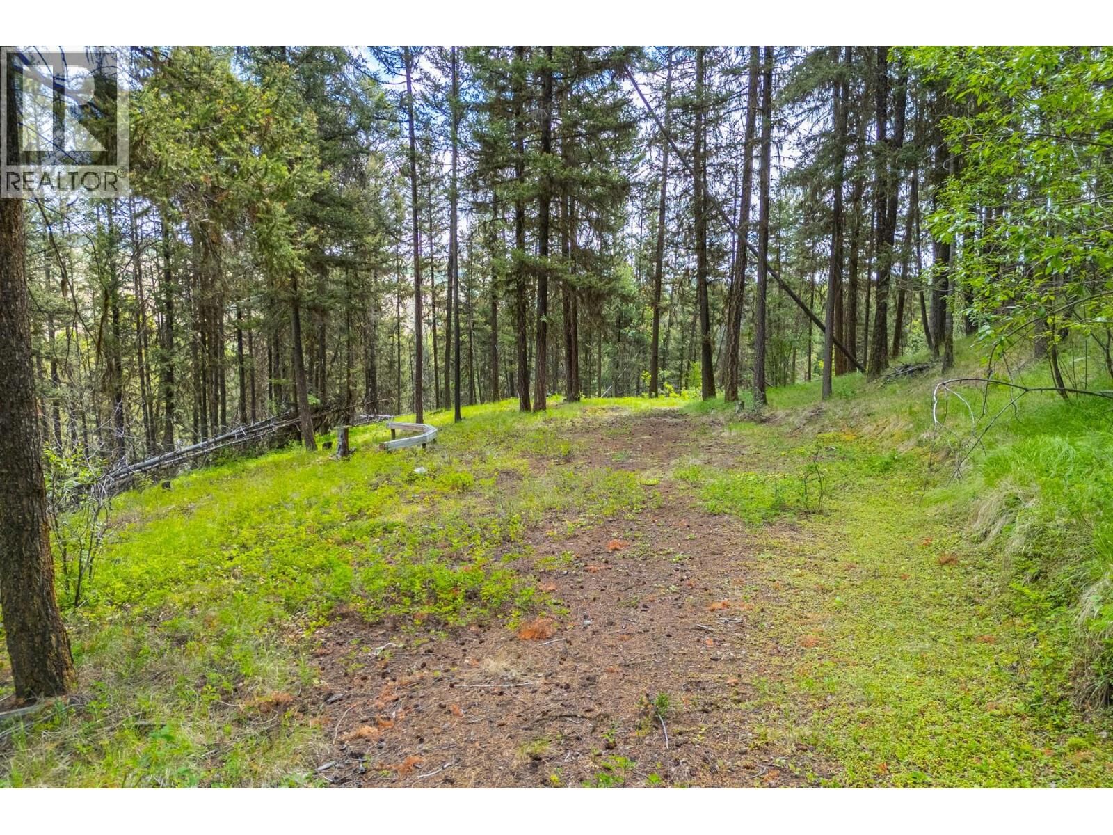 Property Photo:  537 Wild Rose Drive  BC V1K 1B8 