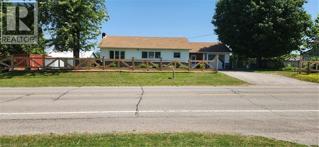 Property Photo: 700 Norfolk County Rd 28 ON N0E 1G0