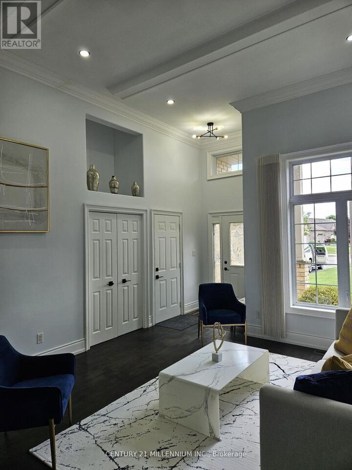 Property Photo: 413 Keil Trail North ON N7L 5R2
