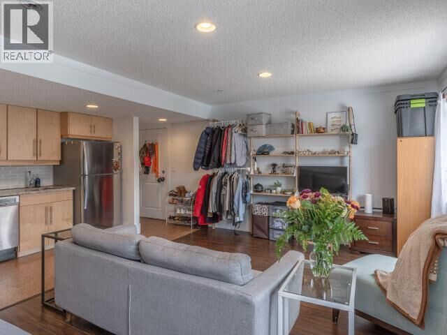 Property Photo:  200-192 Niven Drive  NT X1A 0C2 