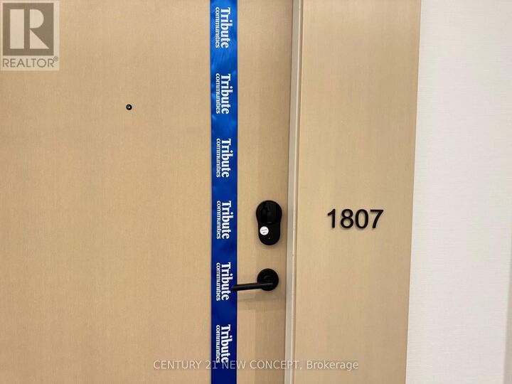 Property Photo: 280 Dundas Street West 1807 ON M5T 0E3