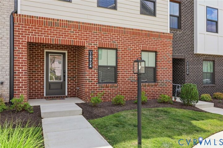 Property Photo: 15924 Misty Blue Alley VA 23113