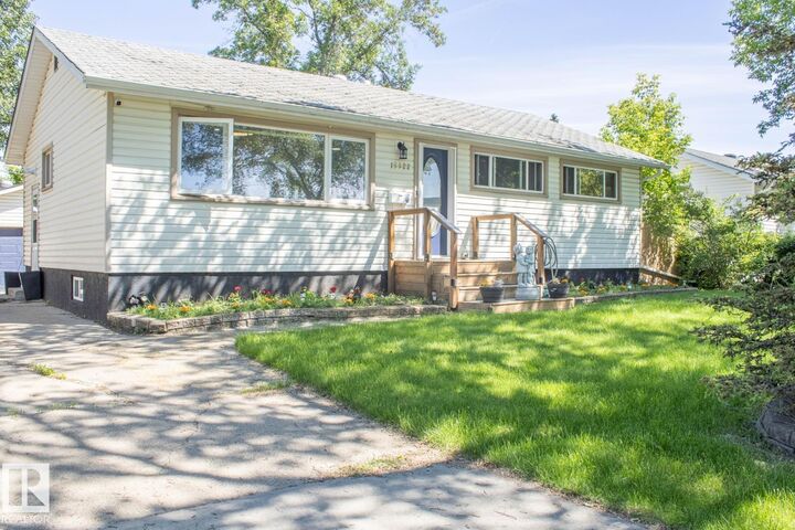 15922 92 Avenue NW — photo 1