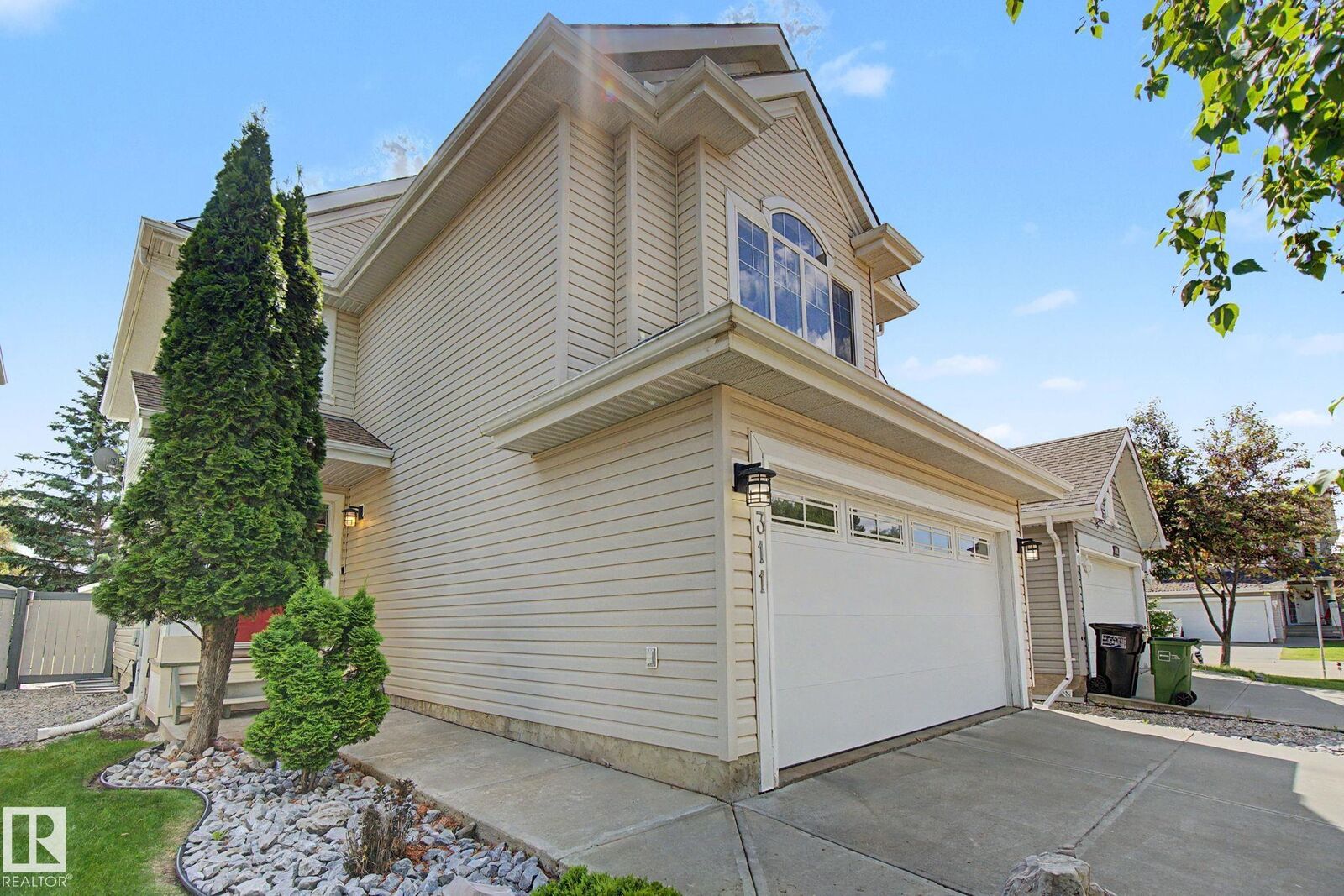 Property Photo: 8311 11 Avenue SW AB T6X 1E3